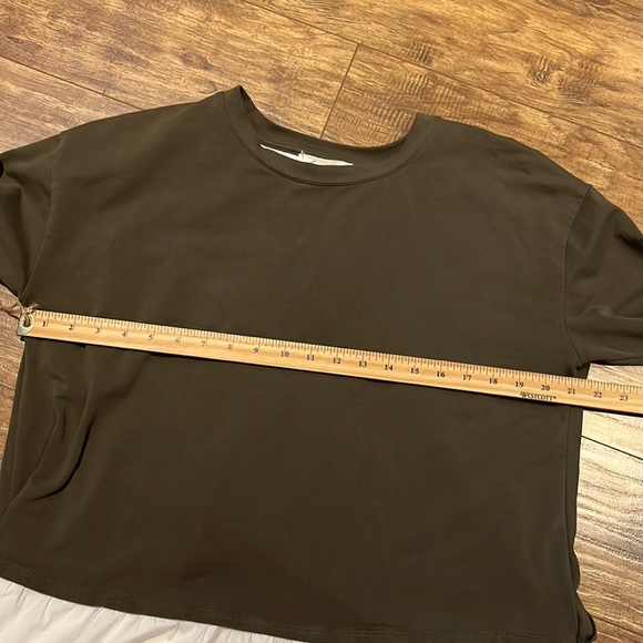 Two by Vince Camuto hunter Green longsleeve oversized top - Picture 9 of 9